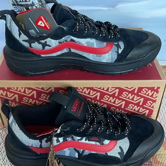 Vans Men’s Ultrarange Exo
Arctic Camo Black
VN0A5KS4BLK
Sneakers - Picture 3 of 16